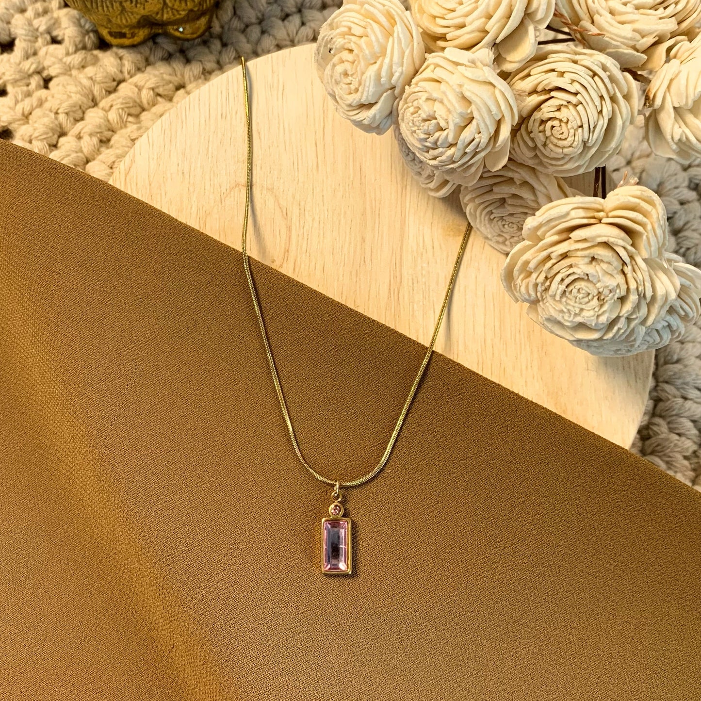 Minimal pink crystal chain pendant