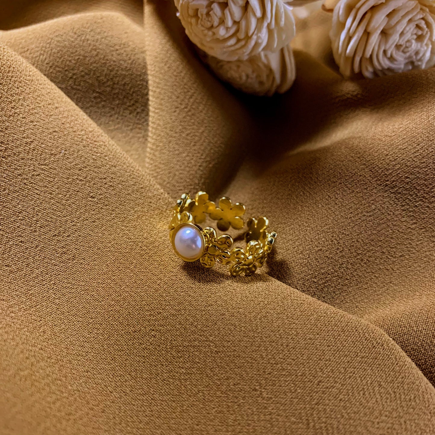 Alora pearl ring