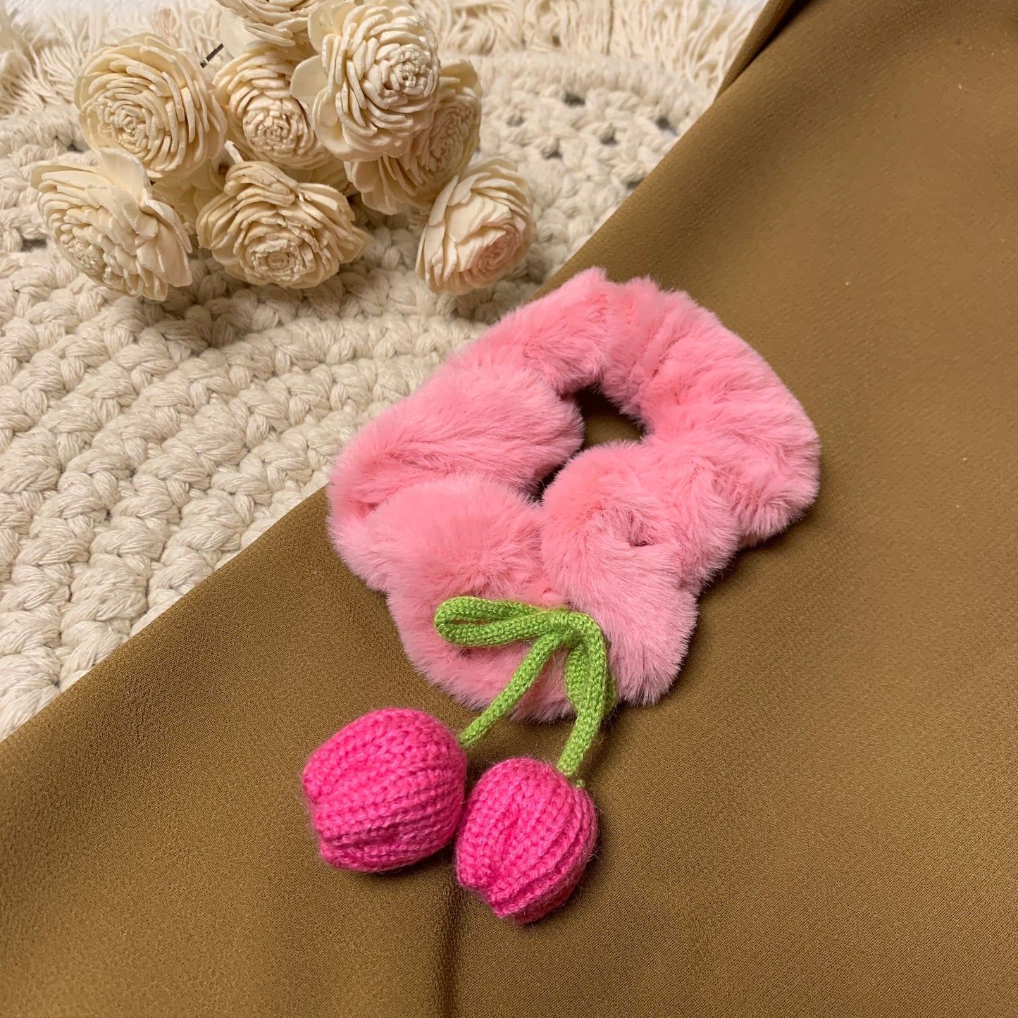 Chrochet tulip scrunchies