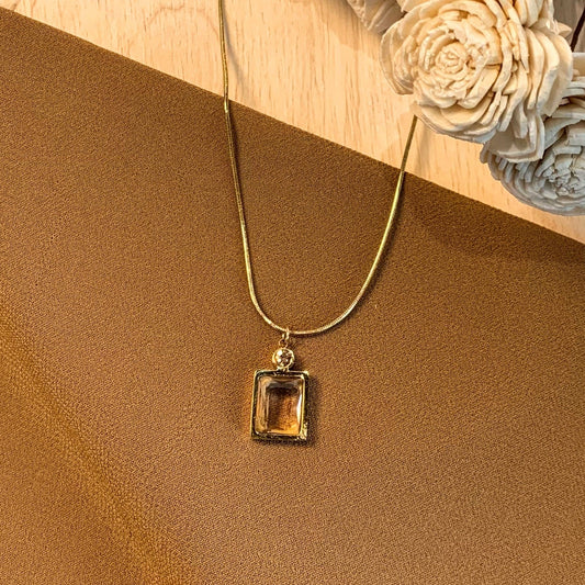 Crystal white with diamond chain pendant
