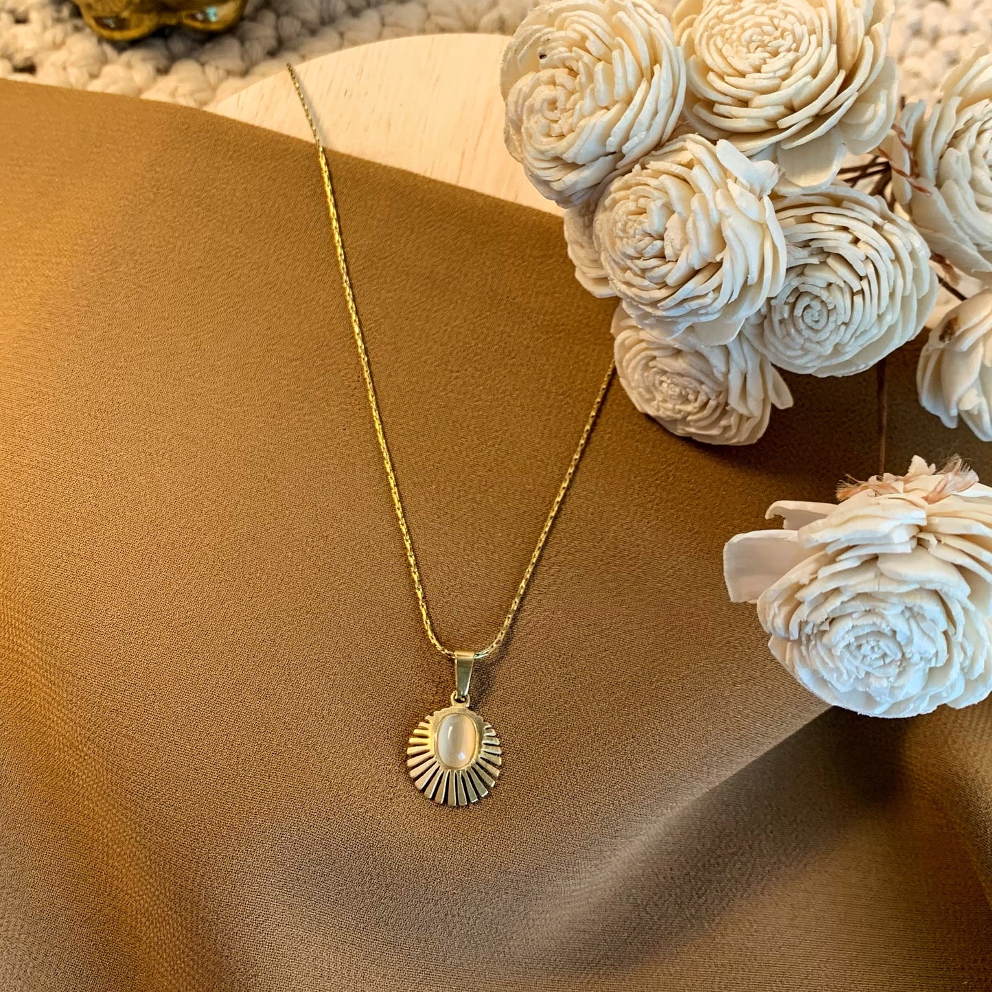 Dawn sun Chain Pendant