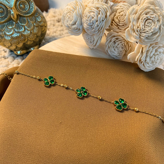 The pretty vibe stack bracelet