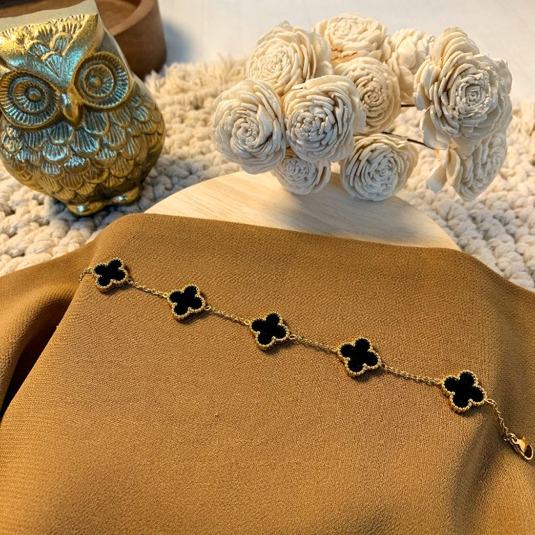 The timeless black clover bracelet