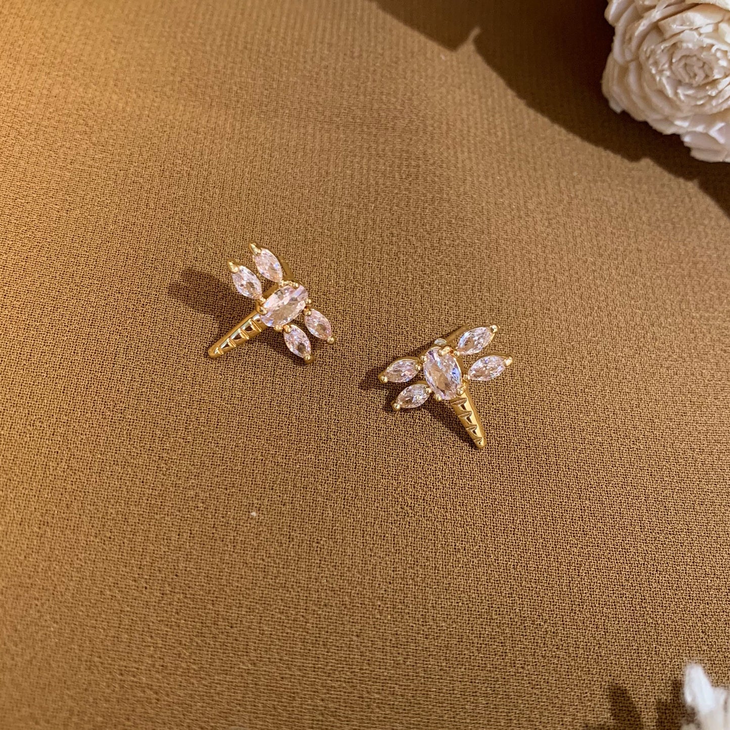 Dragon fly crystal earing