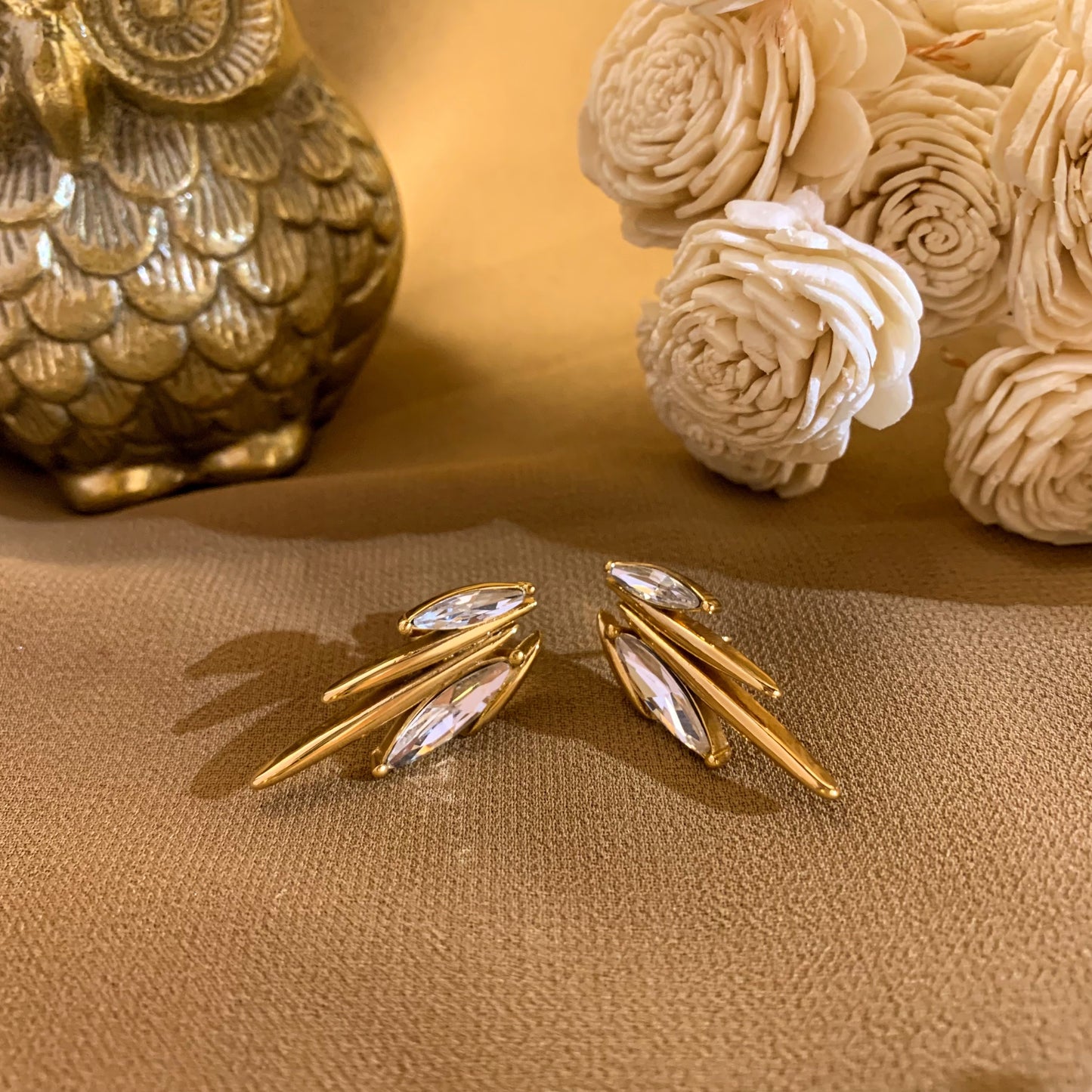Classic era earings