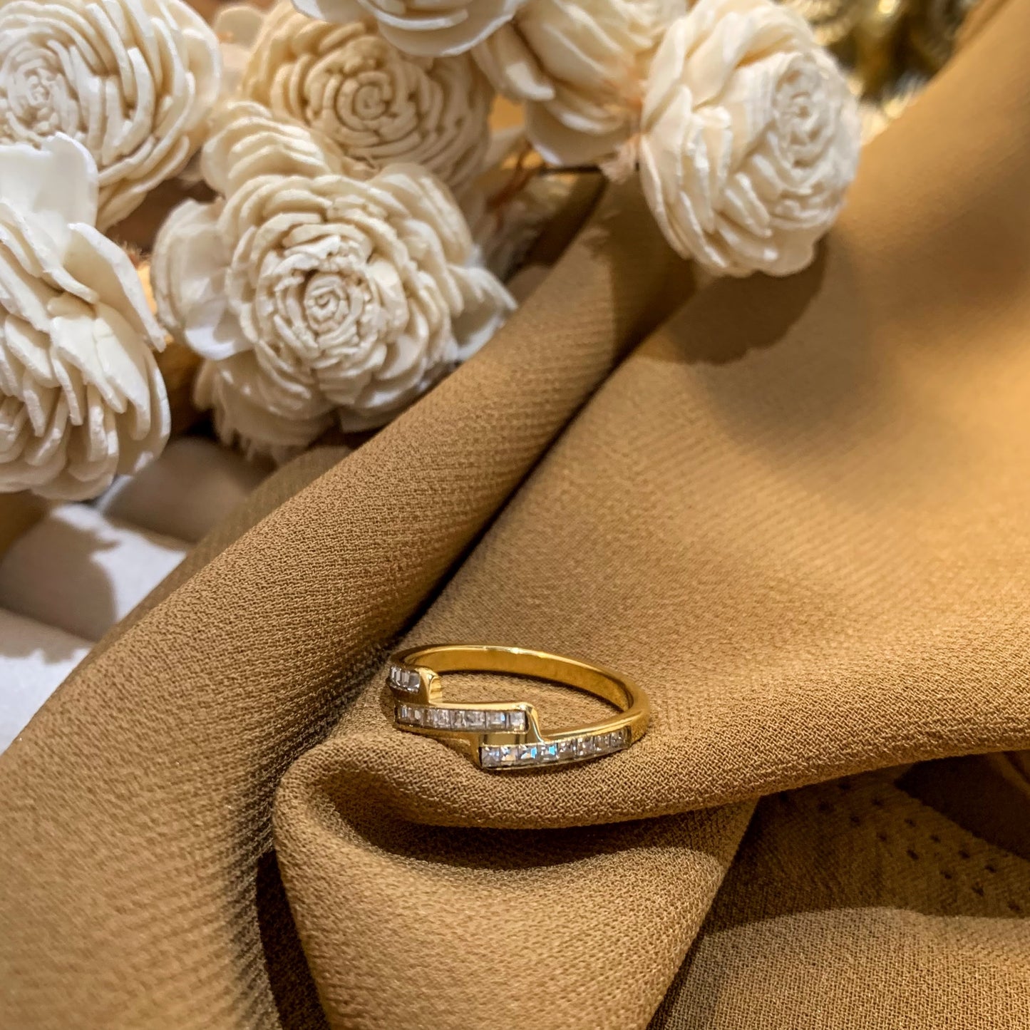 Premium diamond ring