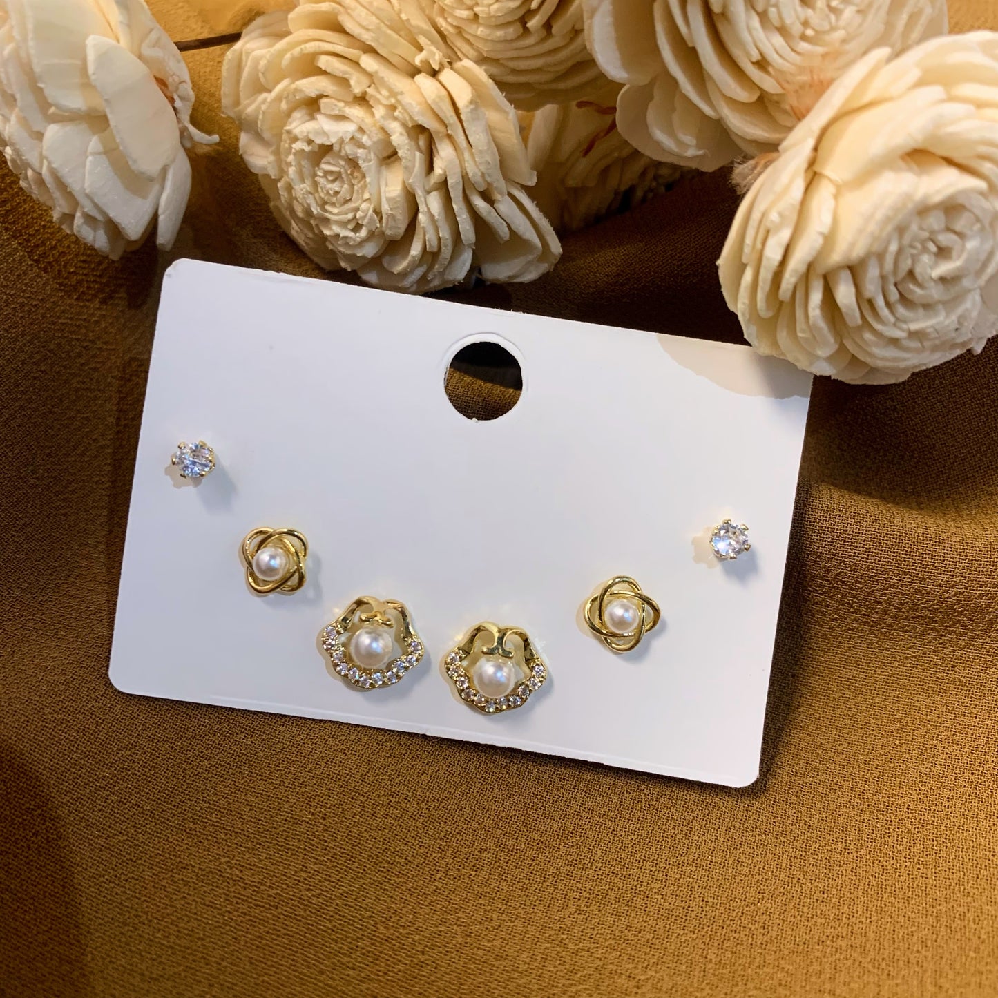 Premium diamond earings (3 pairs)