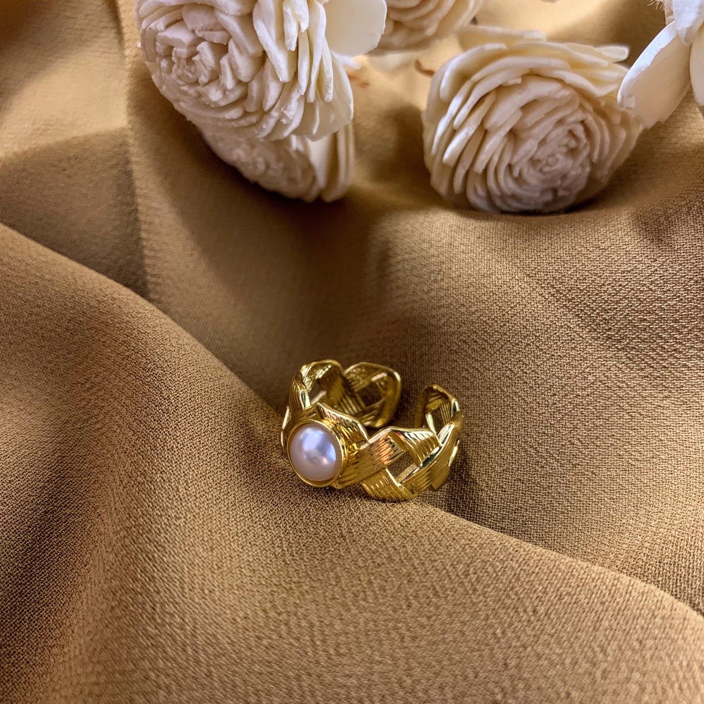 Regal pearl ring