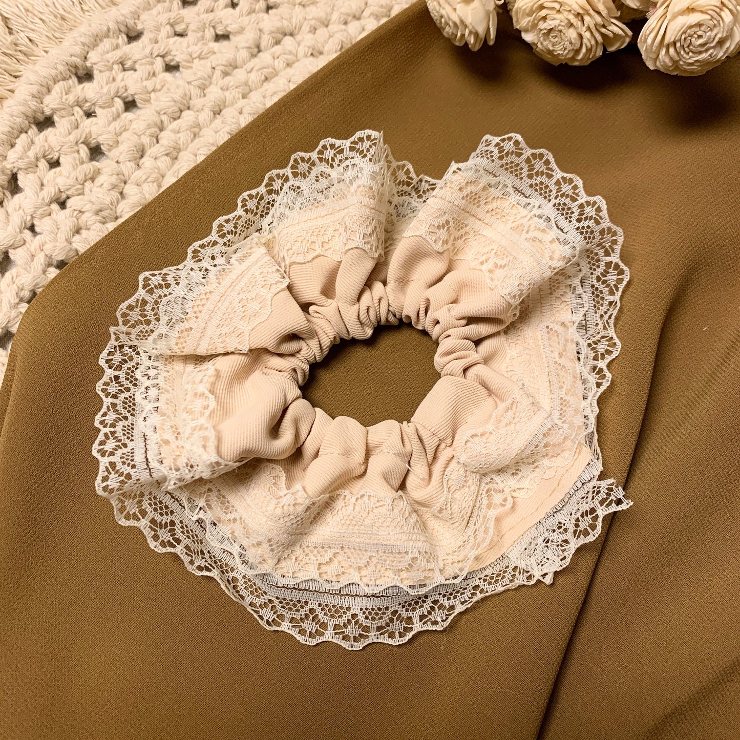 Pinteresty lace&cotton big scrunchies