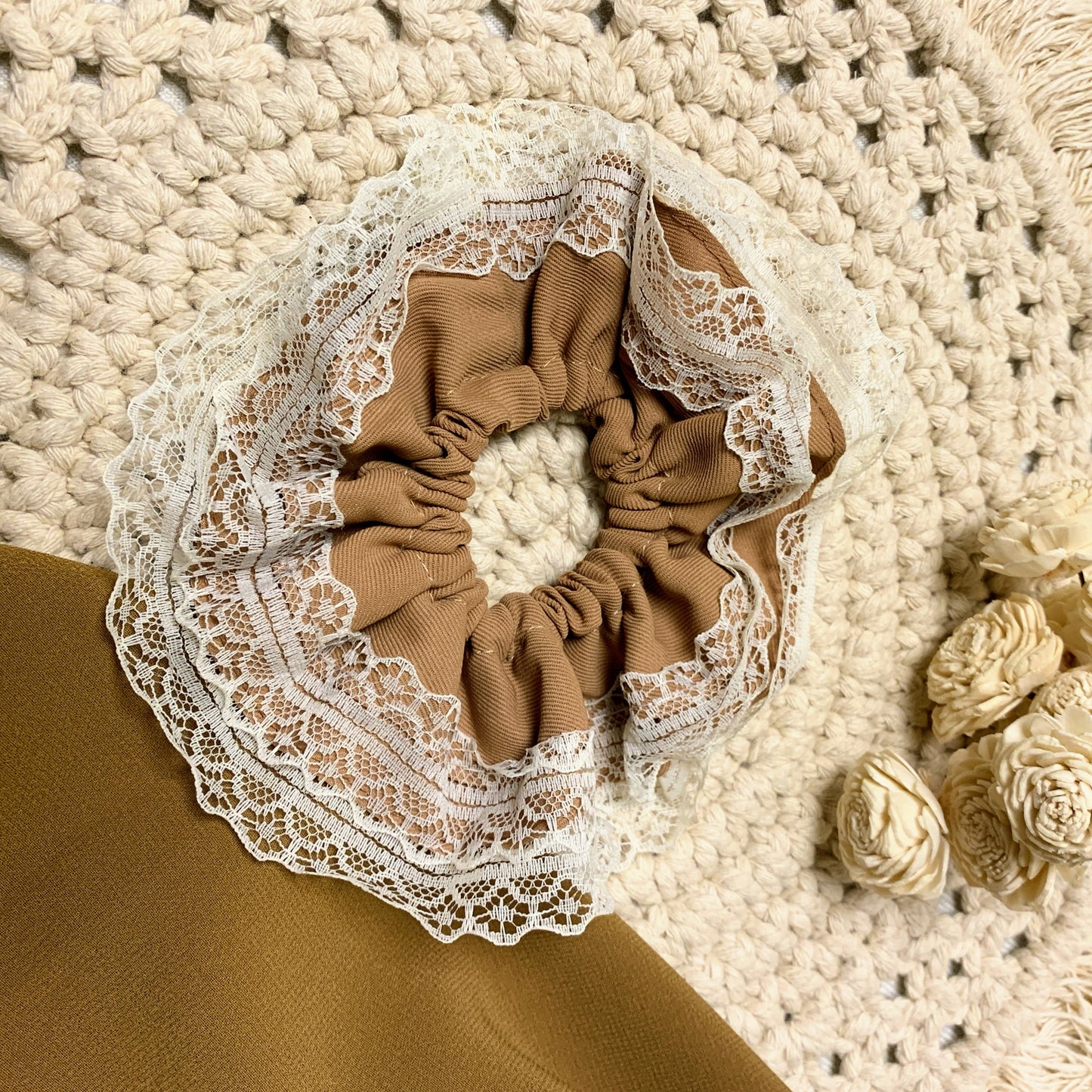 Pinteresty lace&cotton big scrunchies