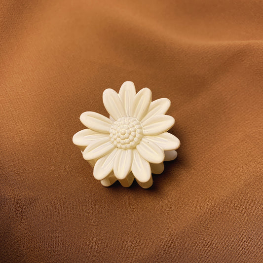 Daisy claw