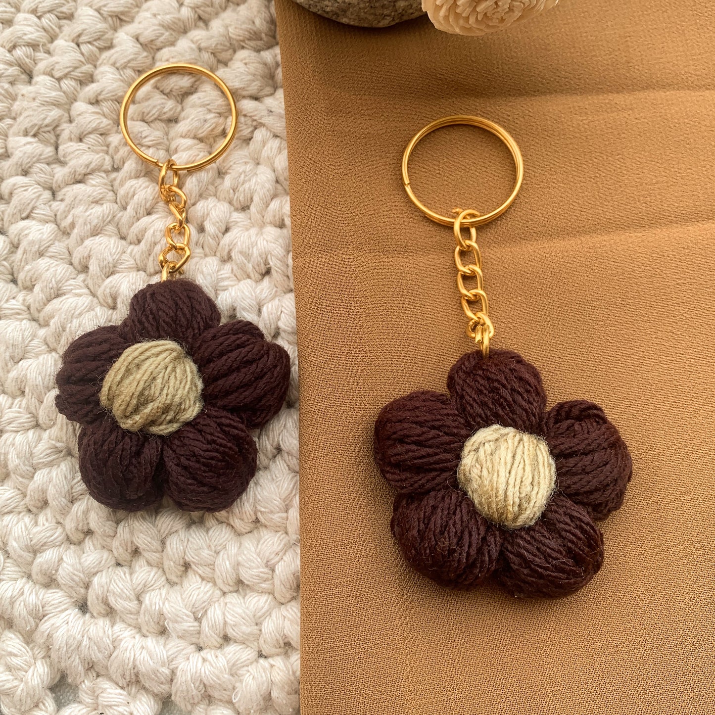 Daisy chrochet charm (multipurpose)