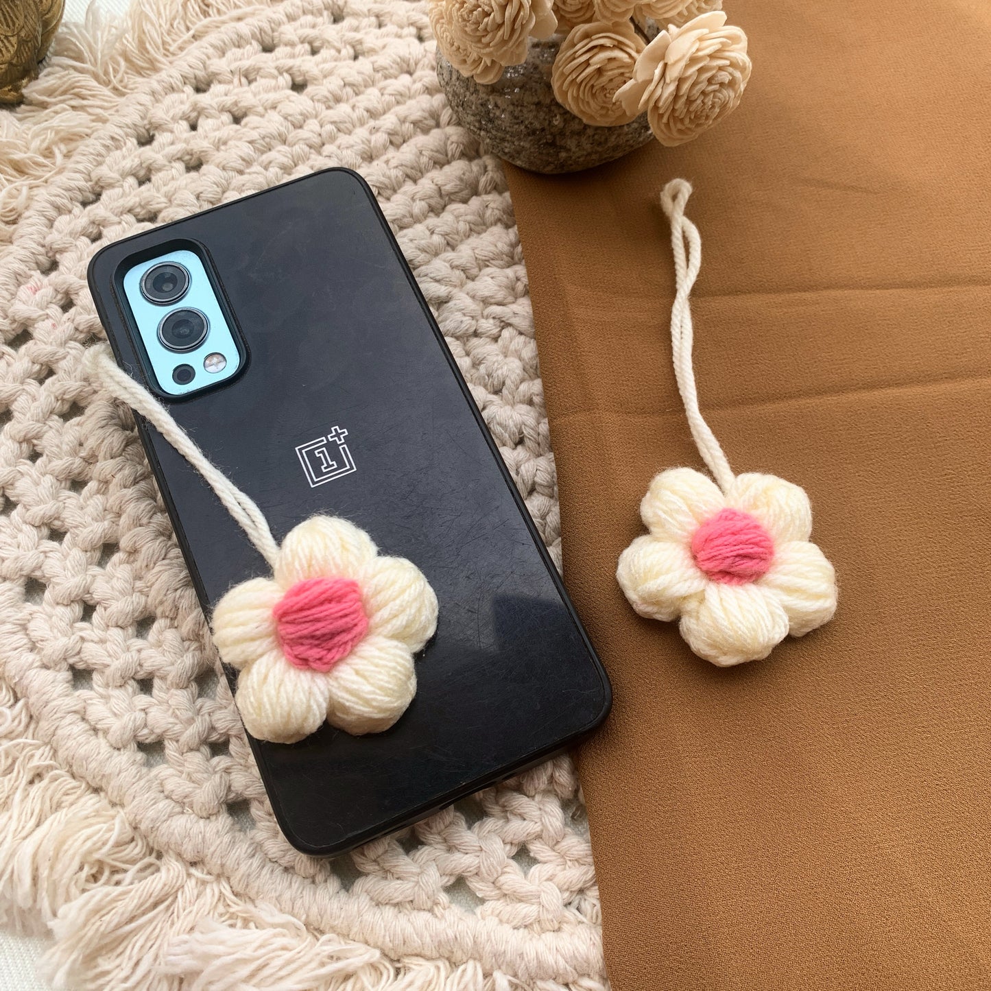 Chrochet phone charm (multipurpose)
