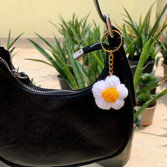 Daisy chrochet charm (multipurpose)