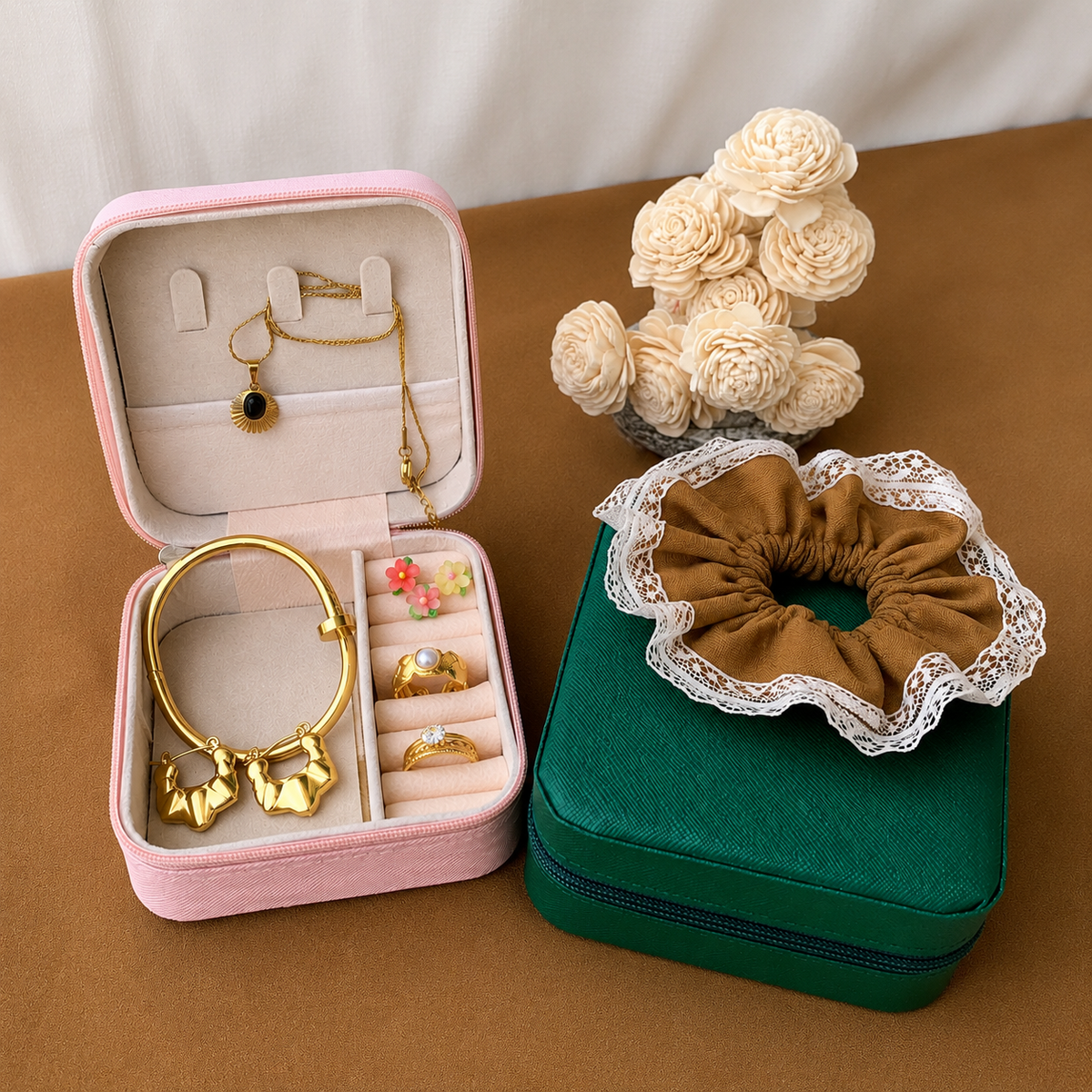 Jewelry Organizer Box with anti tarnish jewelry(8pcs).
